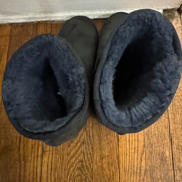 Blue UGG boots, size 8 - Picture 3 of 4